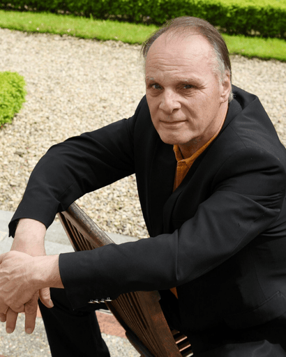 Portrait de Guy VALLANCIEN