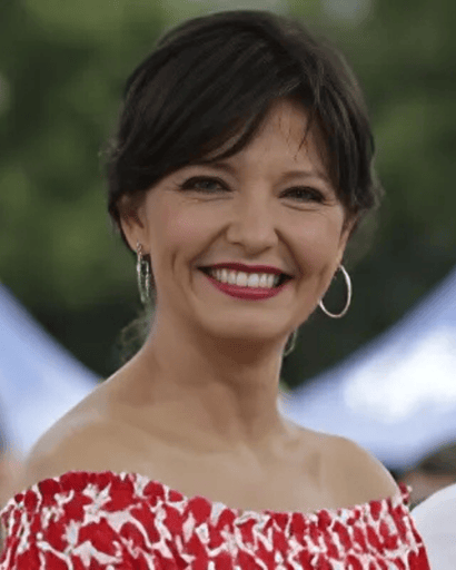 Portrait de Carinne TEYSSANDIER