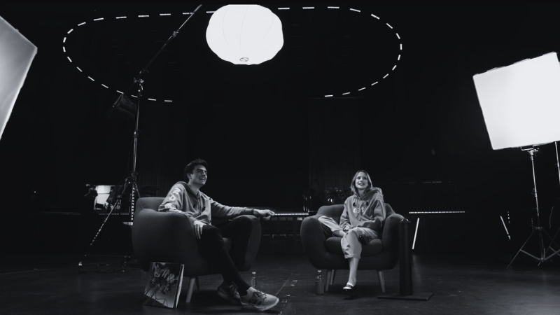 Interview de Hugo TRAVERS avec Angèle ©HugoDécrypte