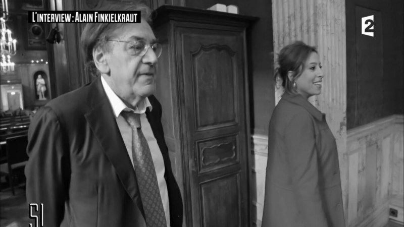 Intervention de Alain FINKIELKRAUT pour France 2 ©France 2
