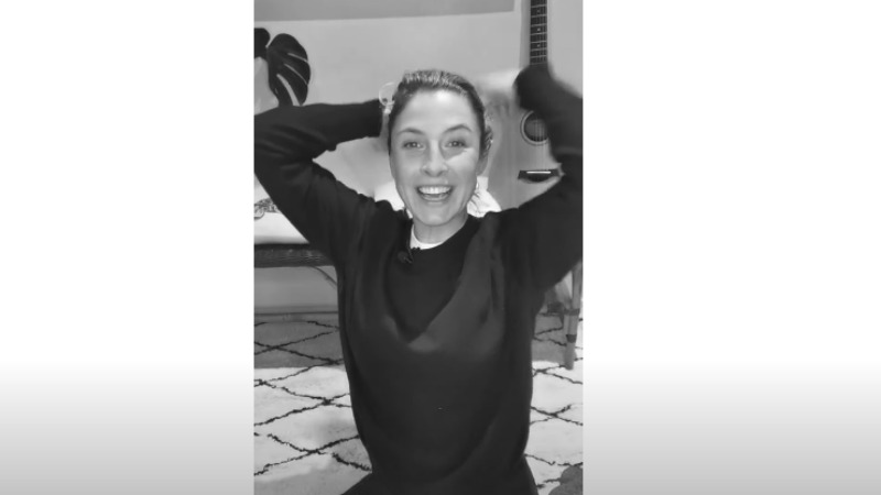 Intervention d'Aurelia Del Sol dans une de ses vidéos