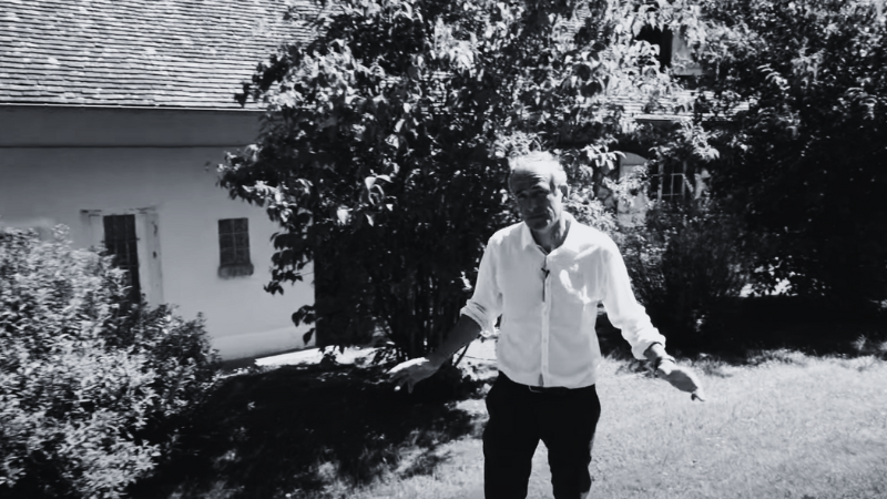 Présentation d'un Château en Normandie par Olivier Kretz ©KRETZ Family Real Estate