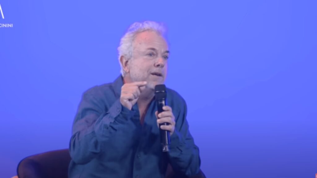 Intervention de Frédéric LENOIR pour Max Piccinini ©Max Piccinini