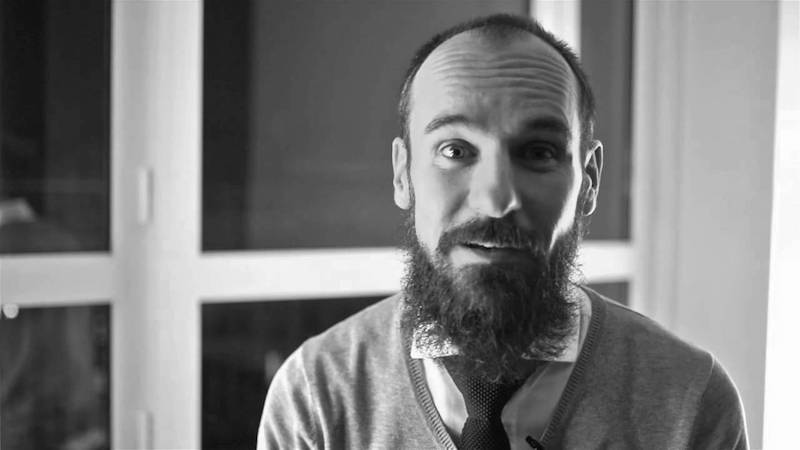 Intervention de Frédéric CAVAZZA pour social drink-up ©SDU