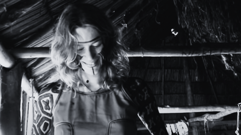 Intervention de Émilie BARRUCAND dans Emilie fille d'Amazonie ©Yemaya La Péniche