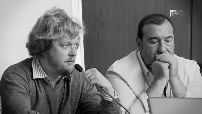 Intervention d'Arthur DE GRAVE pour OUISHARE ©ouishare