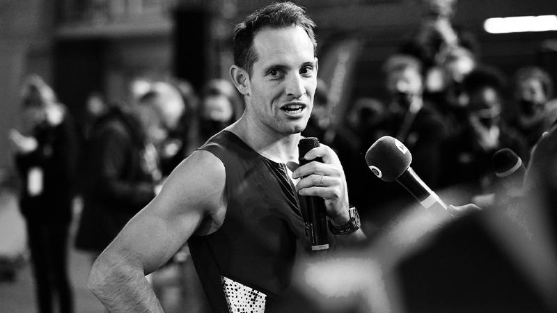 Intervention de Renaud LAVILLENIE pour Perche en OR ©AFP