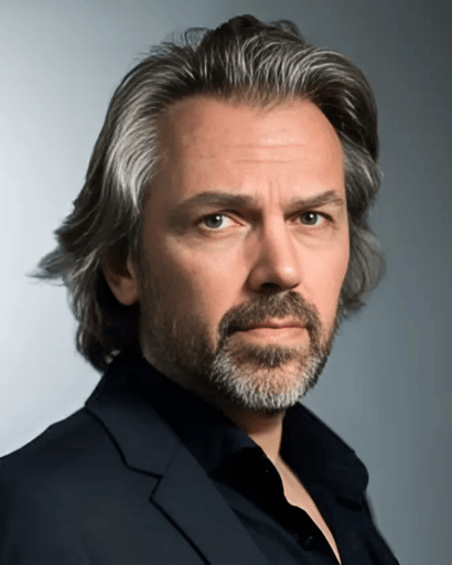 Portrait de Aymeric CARON