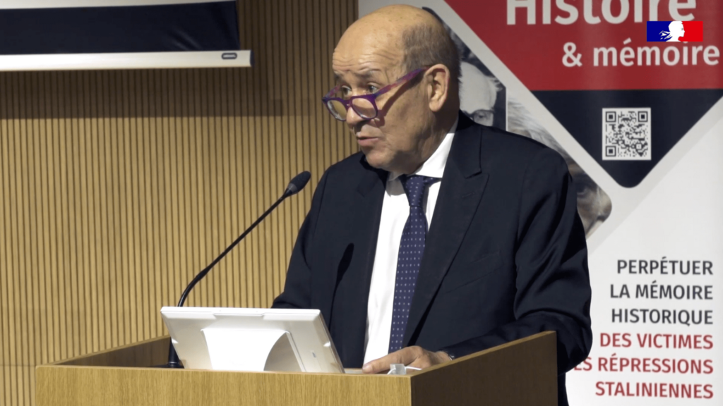 Intervention de Jean-Yves LE DRIAN lors d'une colloque ©Expertise France