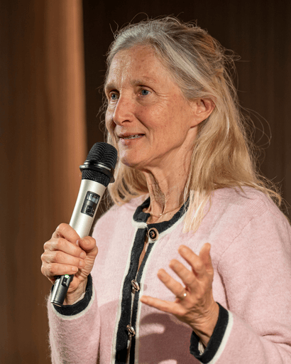 Portrait de Clara GAYMARD