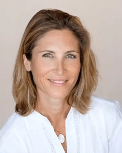 Portrait de Julia DE FUNÈS