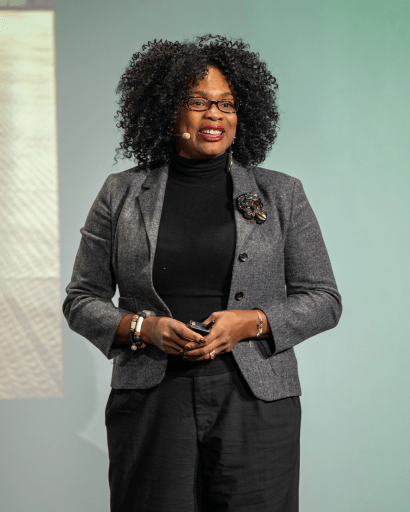 Portrait de Laura FLESSEL